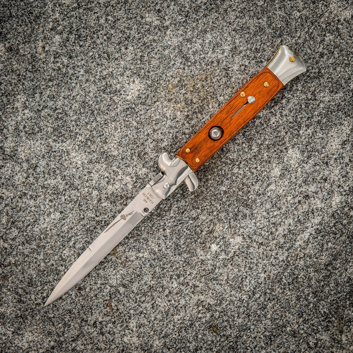 Nóż sprężynowy Sayre Mafia Stiletto Wood