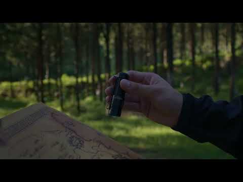 Latarka Olight Warrior Nano Red - 1200 lumenów