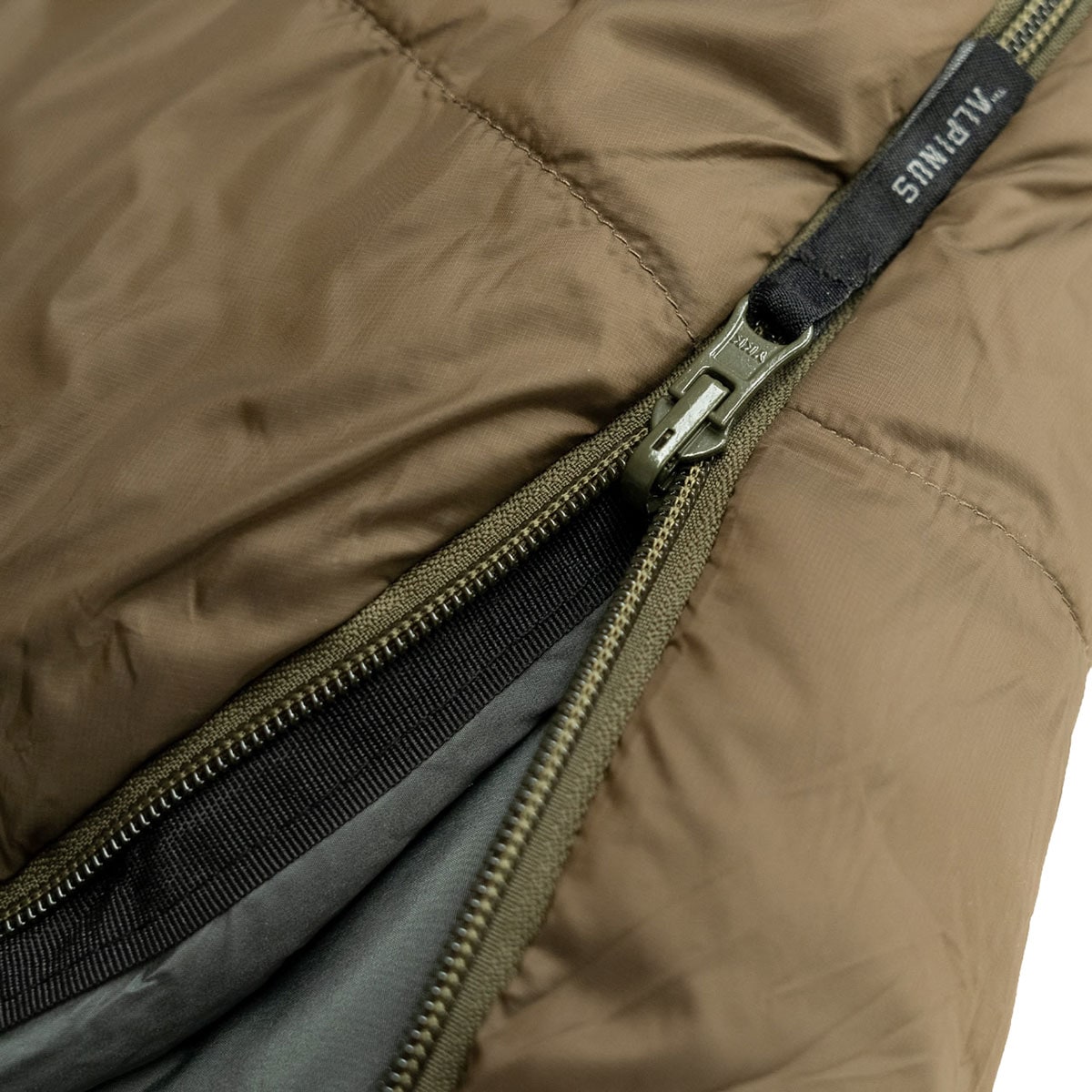 Śpiwór Alpinus Survival 1300 Oliwkowy - lewy