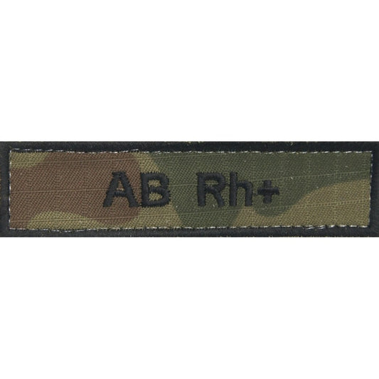 Emblemat - grupa krwi AB Rh+ wz.93 Pantera PL Woodland