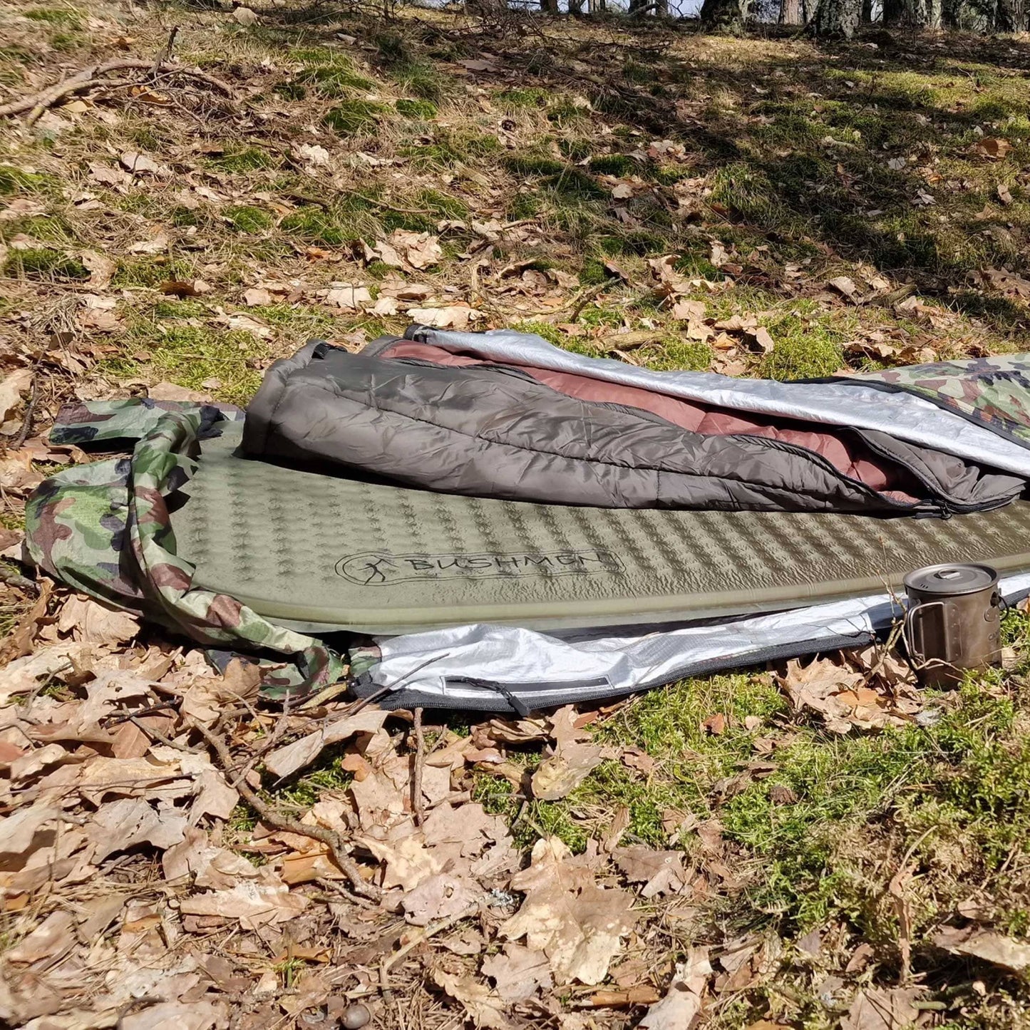 Mata samopompująca Bushmen FIT 640 - Oliwkowa