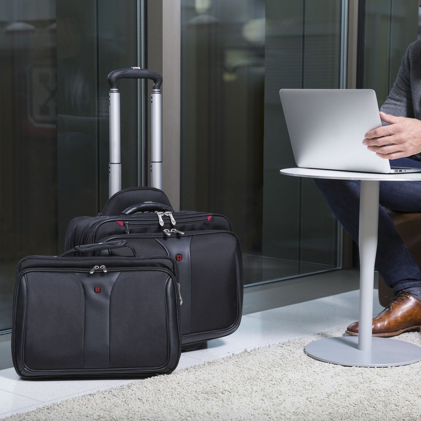 Torba na kółkach Wenger Patriot 32 l - Black