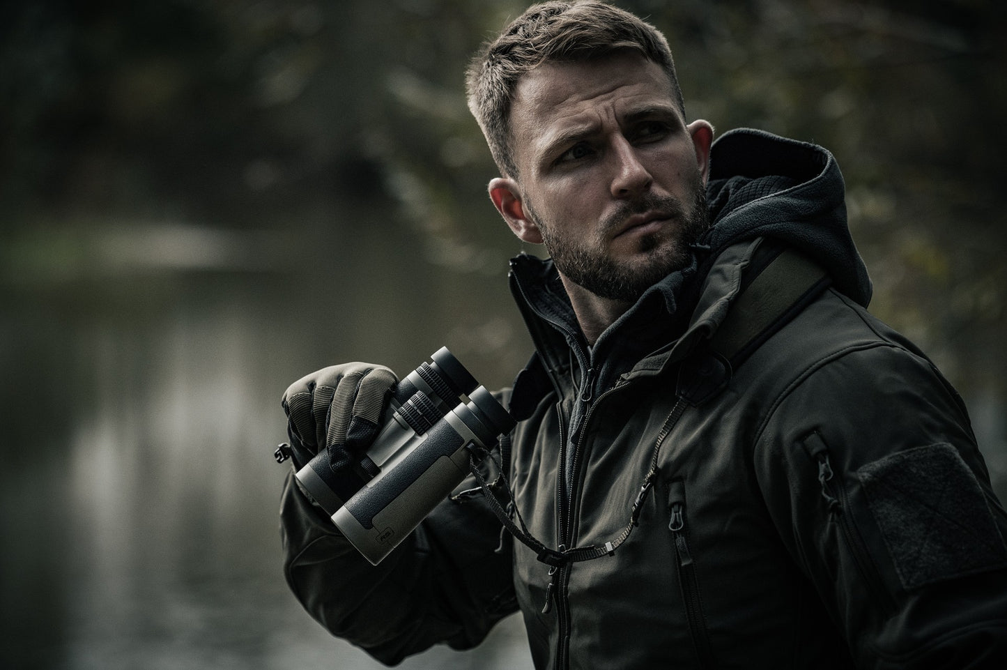 Lornetka Bushnell R5 10x42 - Ranger Green