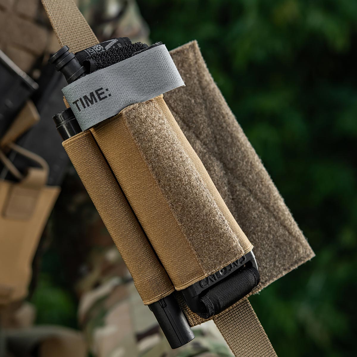 Ładownica z rzepem M-Tac na stazę taktyczną Gen. 5 - Coyote