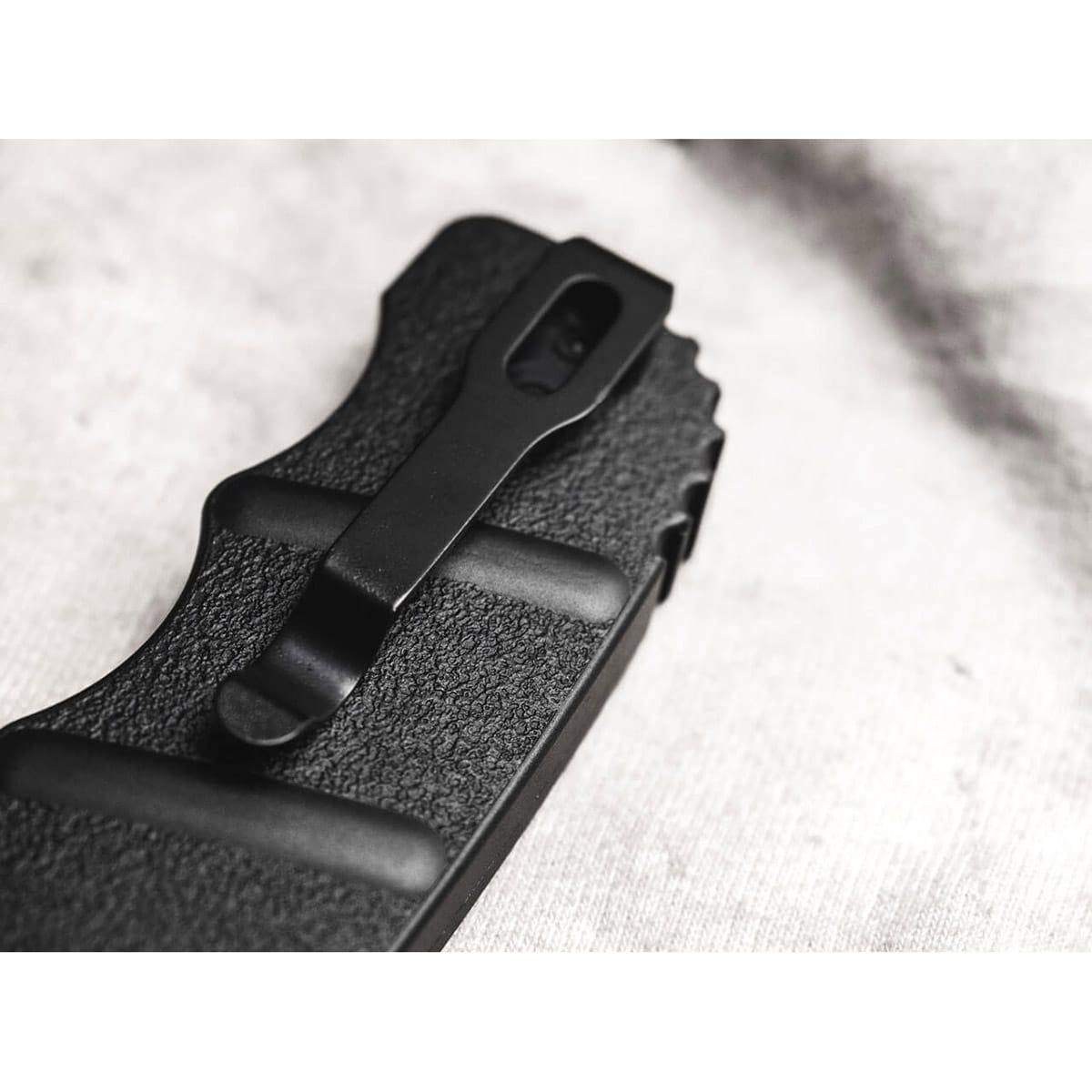 Nóż sprężynowy Boker Plus Kalasnikov OTF
