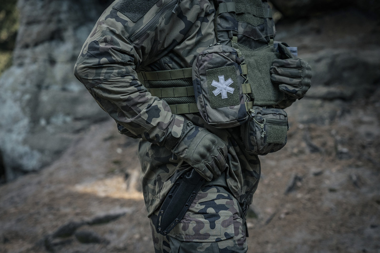 Modułowa kamizelka taktyczna Helikon Guardian Military Set wz.93 Pantera PL Woodland - na płyty L