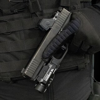 Latarka na broń Mactronic Hussar GL z celownikiem laserowym - 900 lumenów