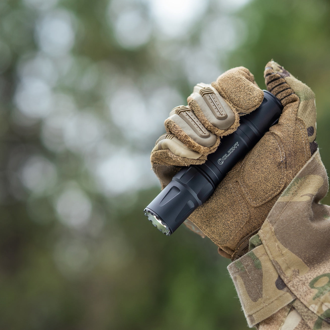 Latarka na broń Olight Odin S Matte Black z montażem Picatinny - 1500 lumenów