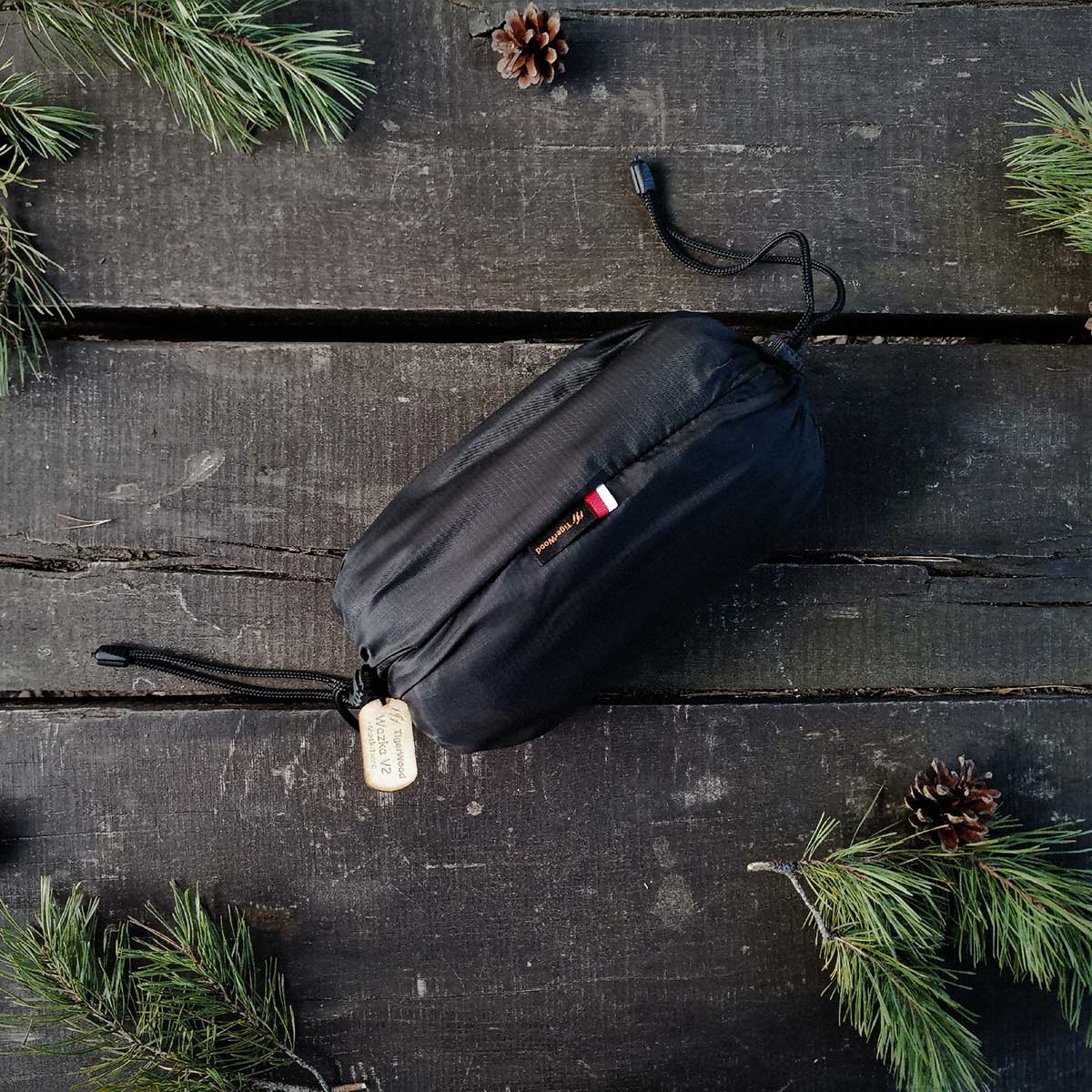 Hamak ultralekki TigerWood Ważka V2 Black - z moskitierą