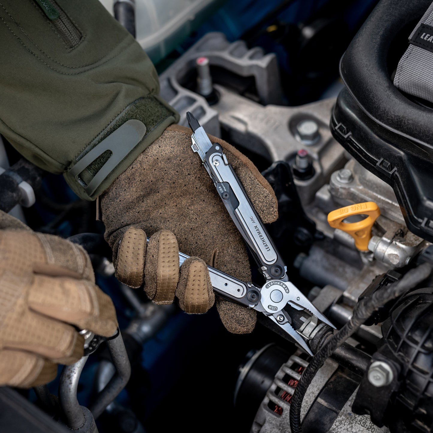 Multitool Leatherman ARC z kaburą
