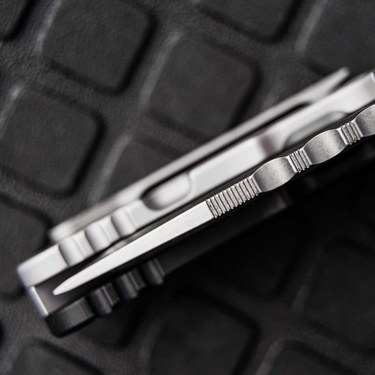 Nóż składany Boker Plus Dvalin Tanto - Black