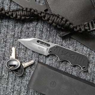 Nóż SOG Instinct - Black