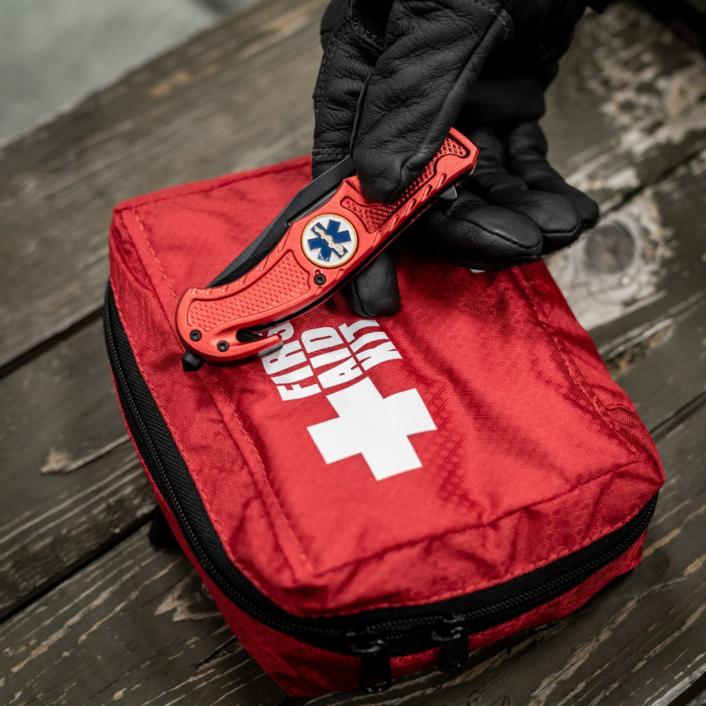 Nóż składany ratowniczy Mil-Tec Rescue Red