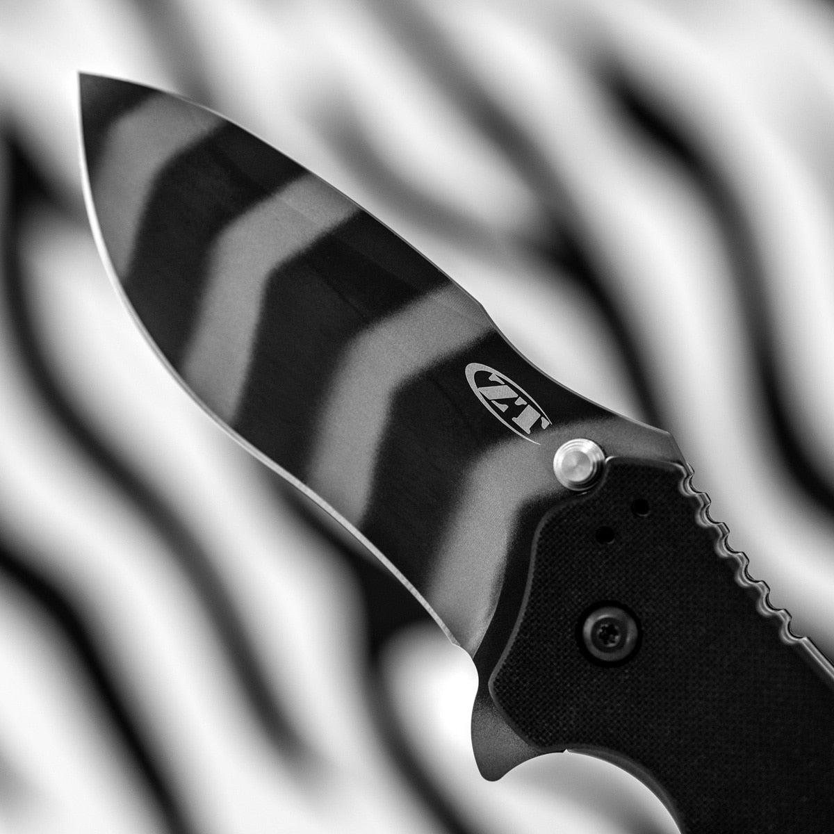 Nóż składany Zero Tolerance Tiger Stripes 0350TS