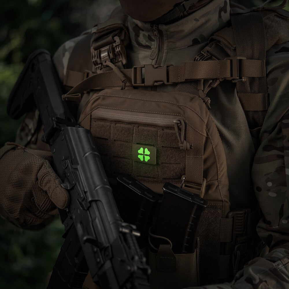 Naszywka M-Tac MOLLE Koniczyna - Coyote
