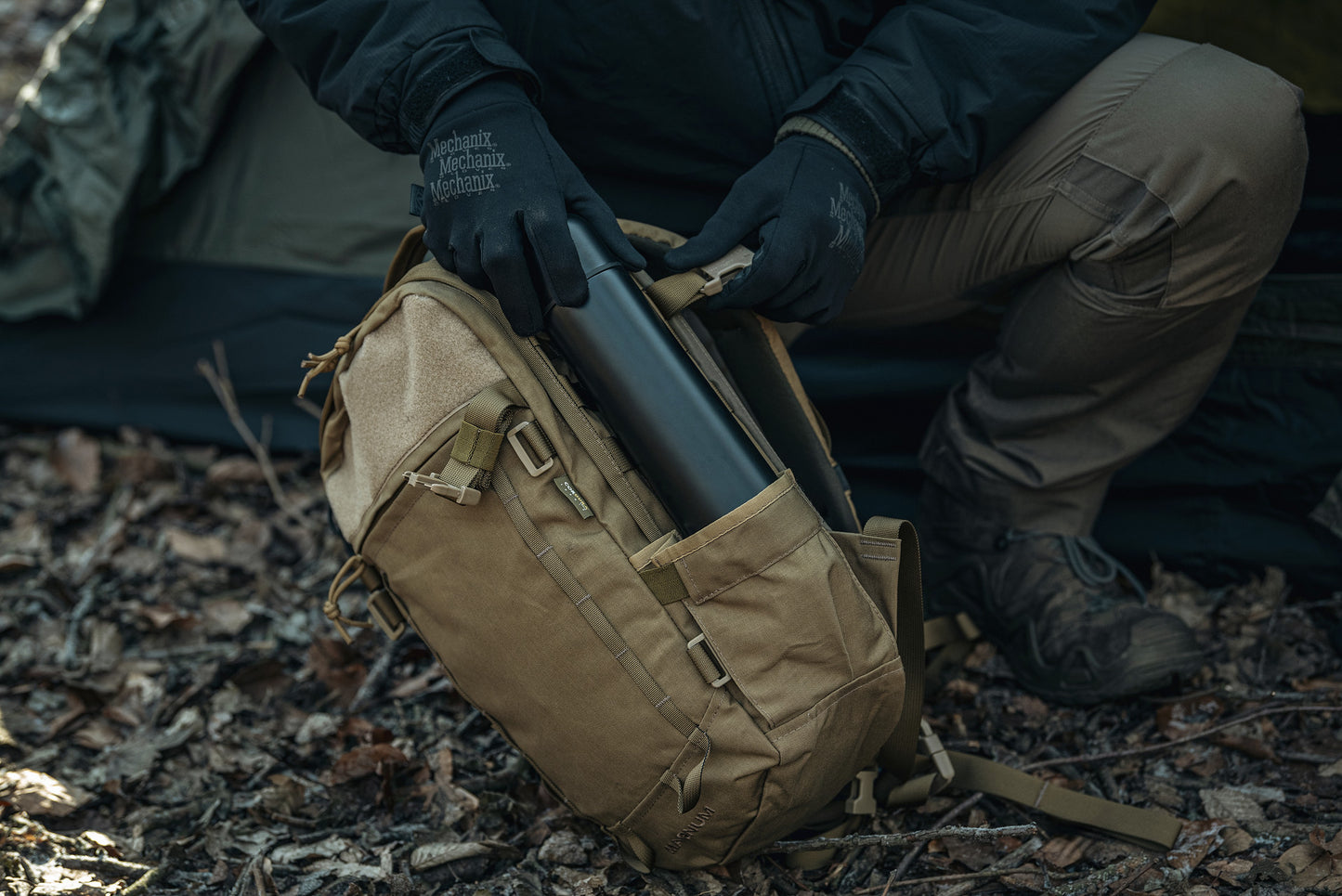 Rękawice taktyczne Mechanix Wear ColdWork Base Layer - Covert