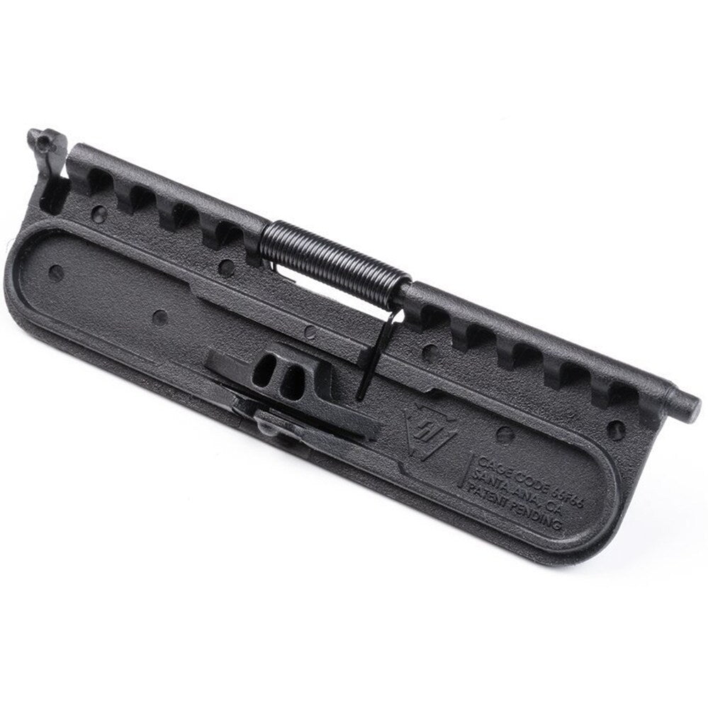 Klapka okna wyrzutnika łusek Strike Industries PolyFlex Dust Cover do karabinków AR15 - Black