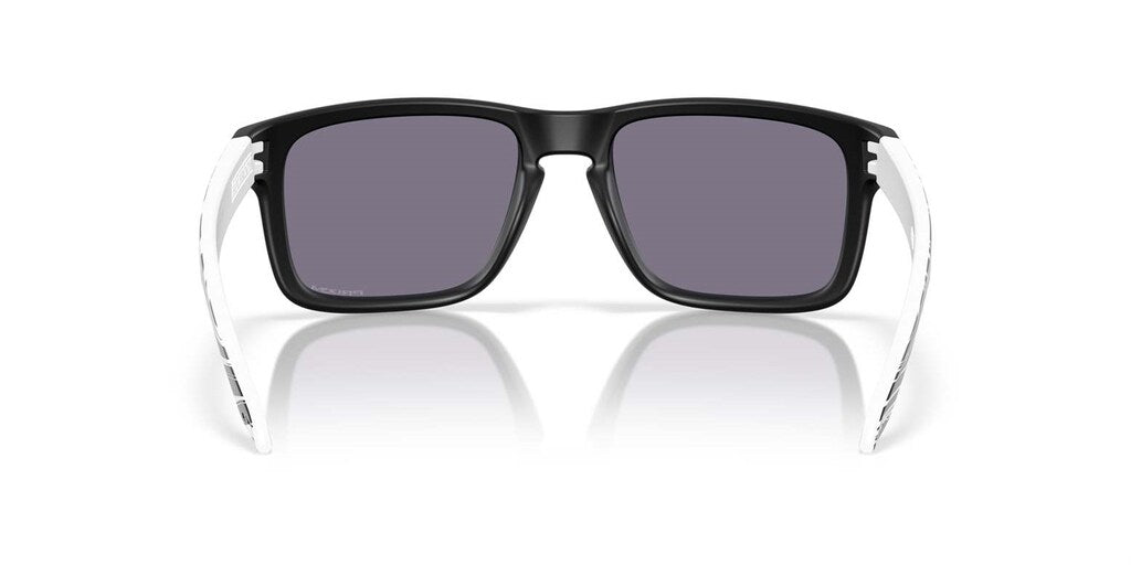 Okulary przeciwsłoneczne Oakley Holbrook - Matte Black/Prizm Grey