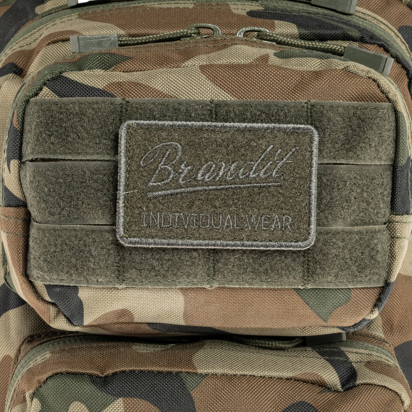 Plecak Brandit Assault Pack Medium 25 l - Woodland