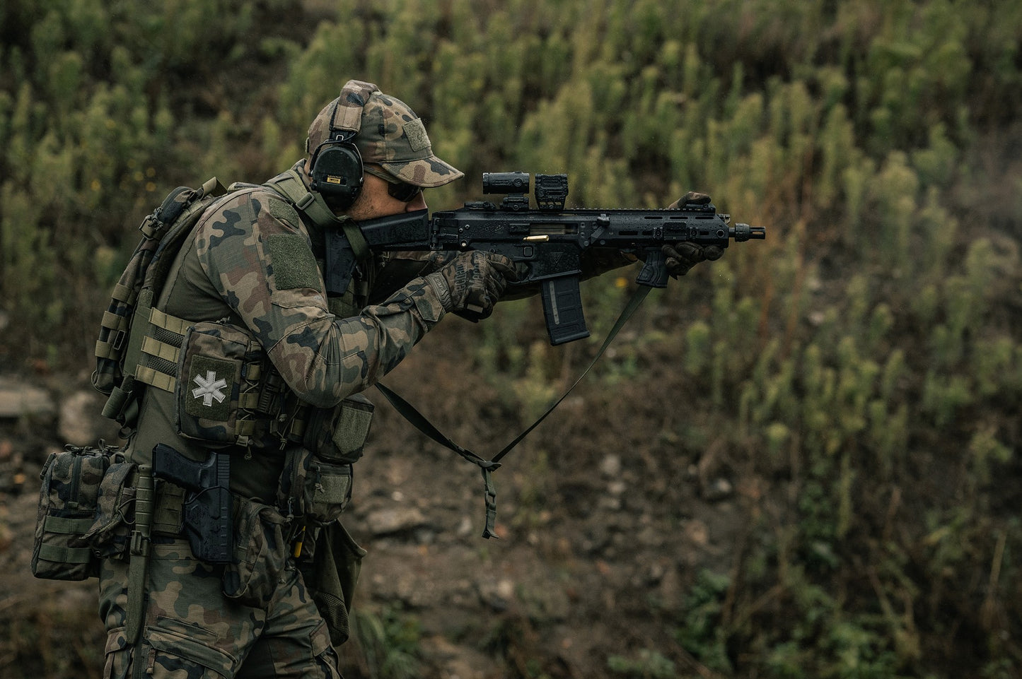 Zawieszenie taktyczne do broni Helikon Mirage - wz.93 Pantera PL Woodland
