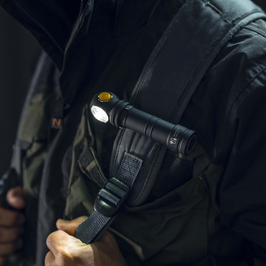 Latarka czołowa i kątowa Armytek Wizard C2 Pro MAX LR White - 4150 lumenów