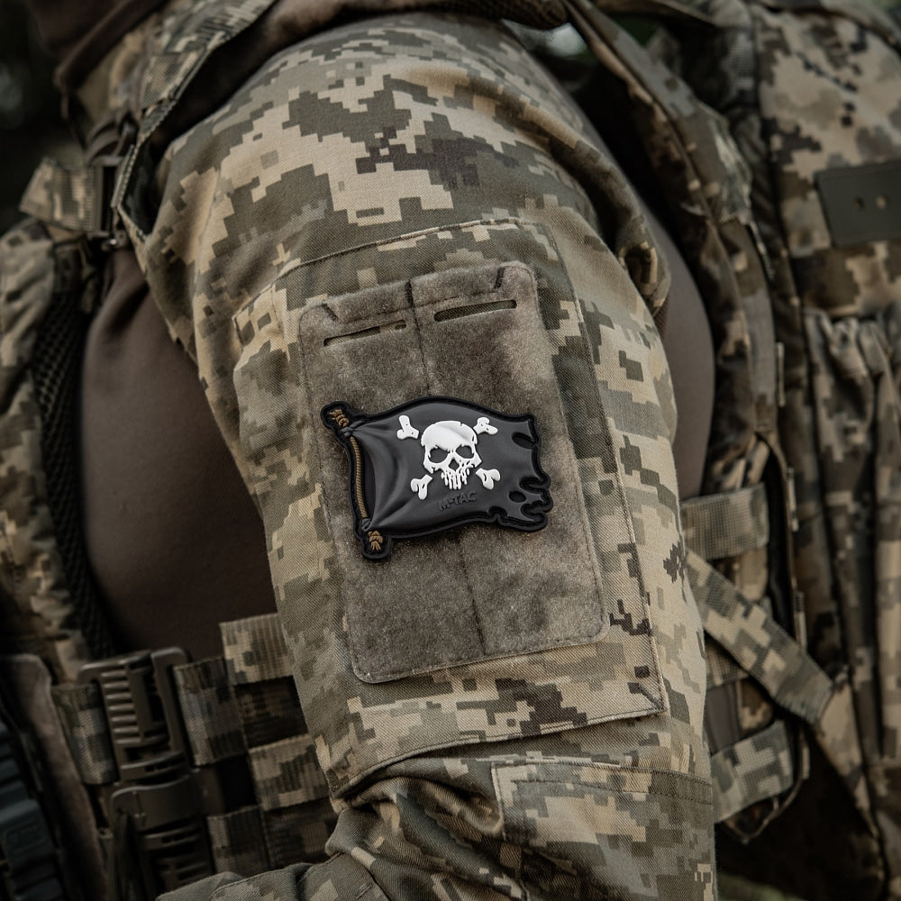 Naszywka M-Tac Jolly Roger 3D PVC - Black