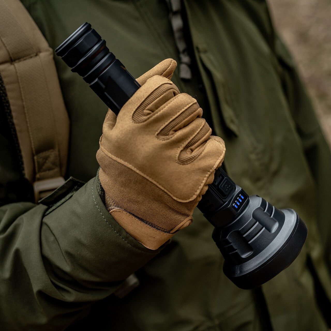 Latarka akumulatorowa XRG E500 Thrower - 1200 lumenów