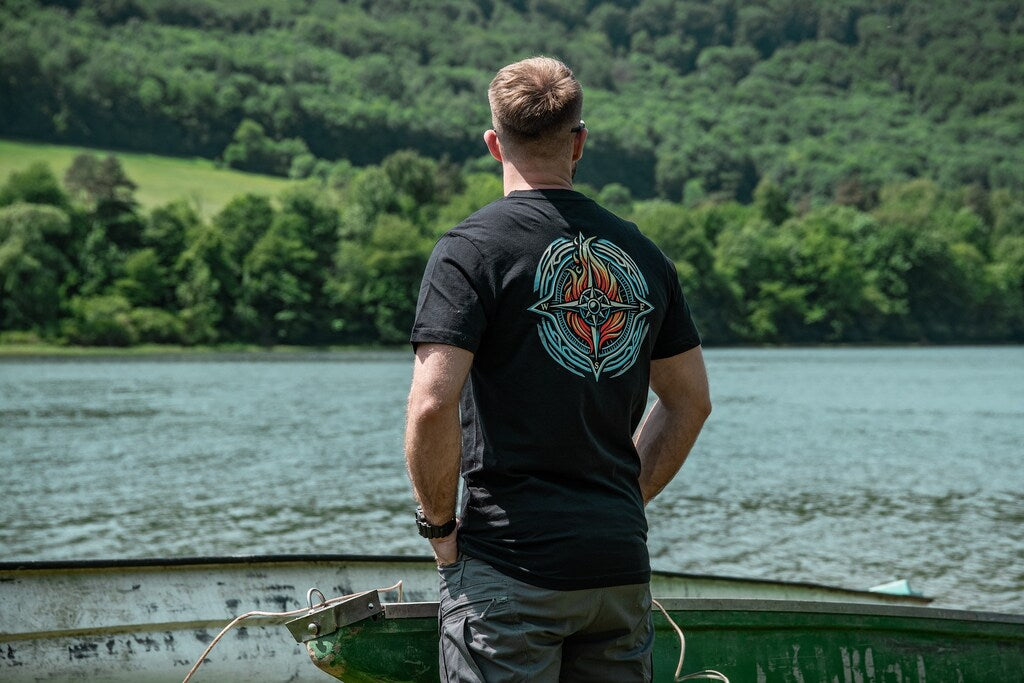 Koszulka T-shirt Voyovnik Fire Compass - Czarna