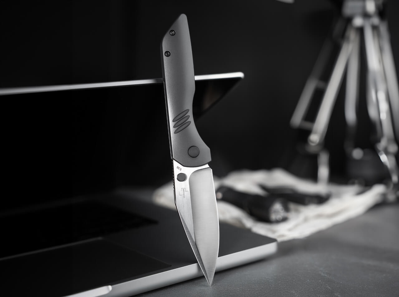 Nóż składany Boker Plus Max - Dark Grey
