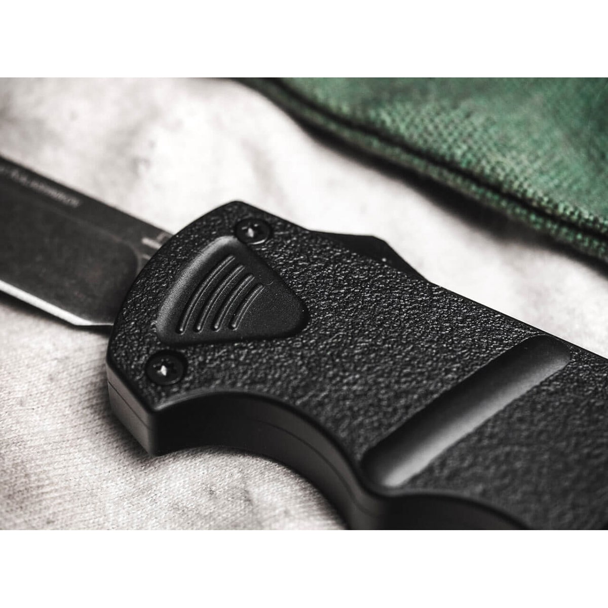 Nóż sprężynowy Boker Plus Kalasnikov OTF