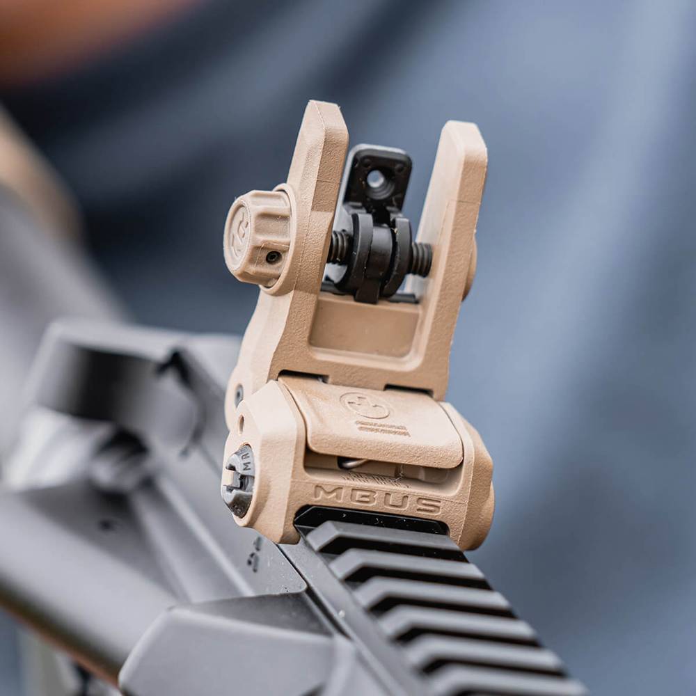 Składany celownik przeziernikowy Magpul MBUS Gen. 3 - FDE