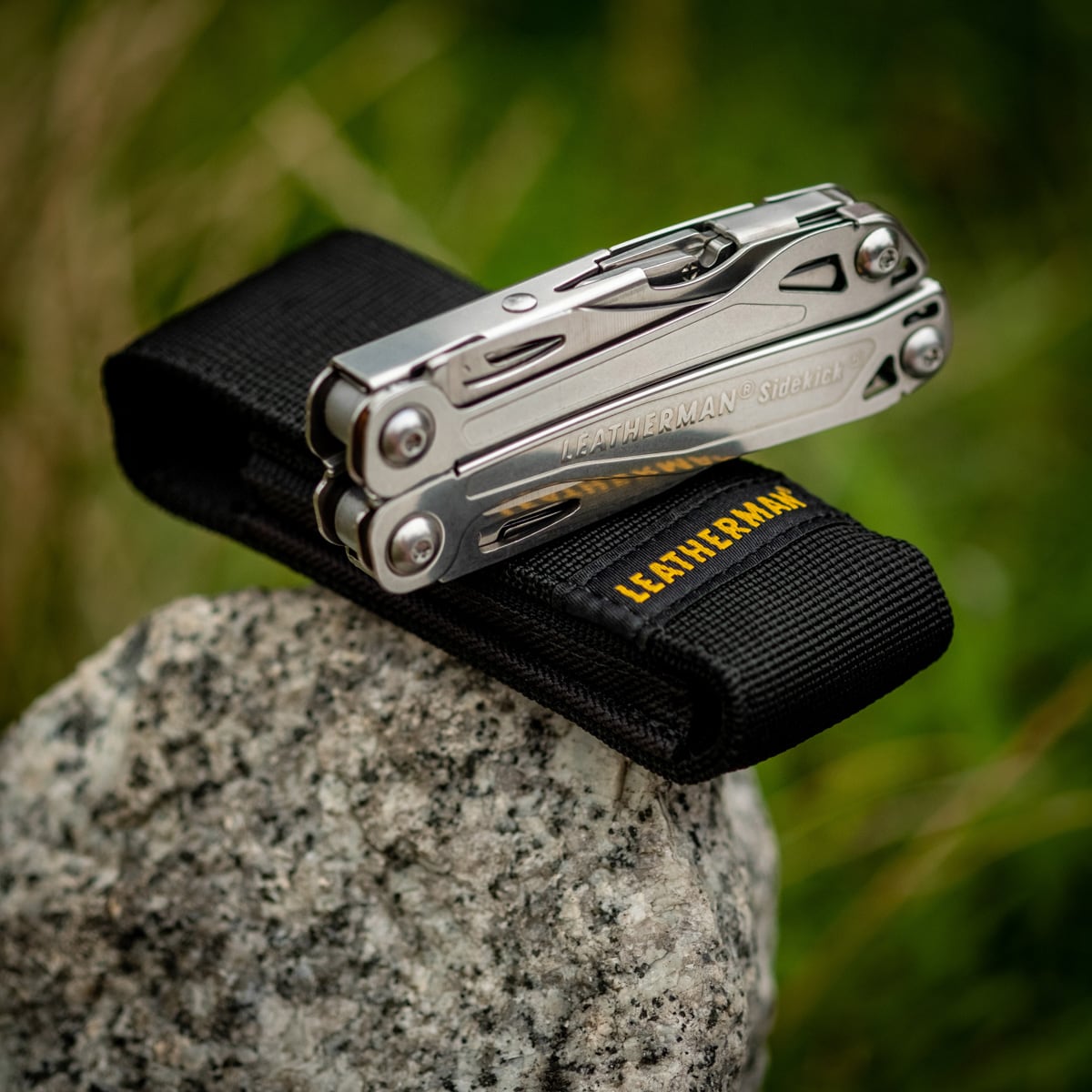 Multitool Leatherman Sidekick z kaburą