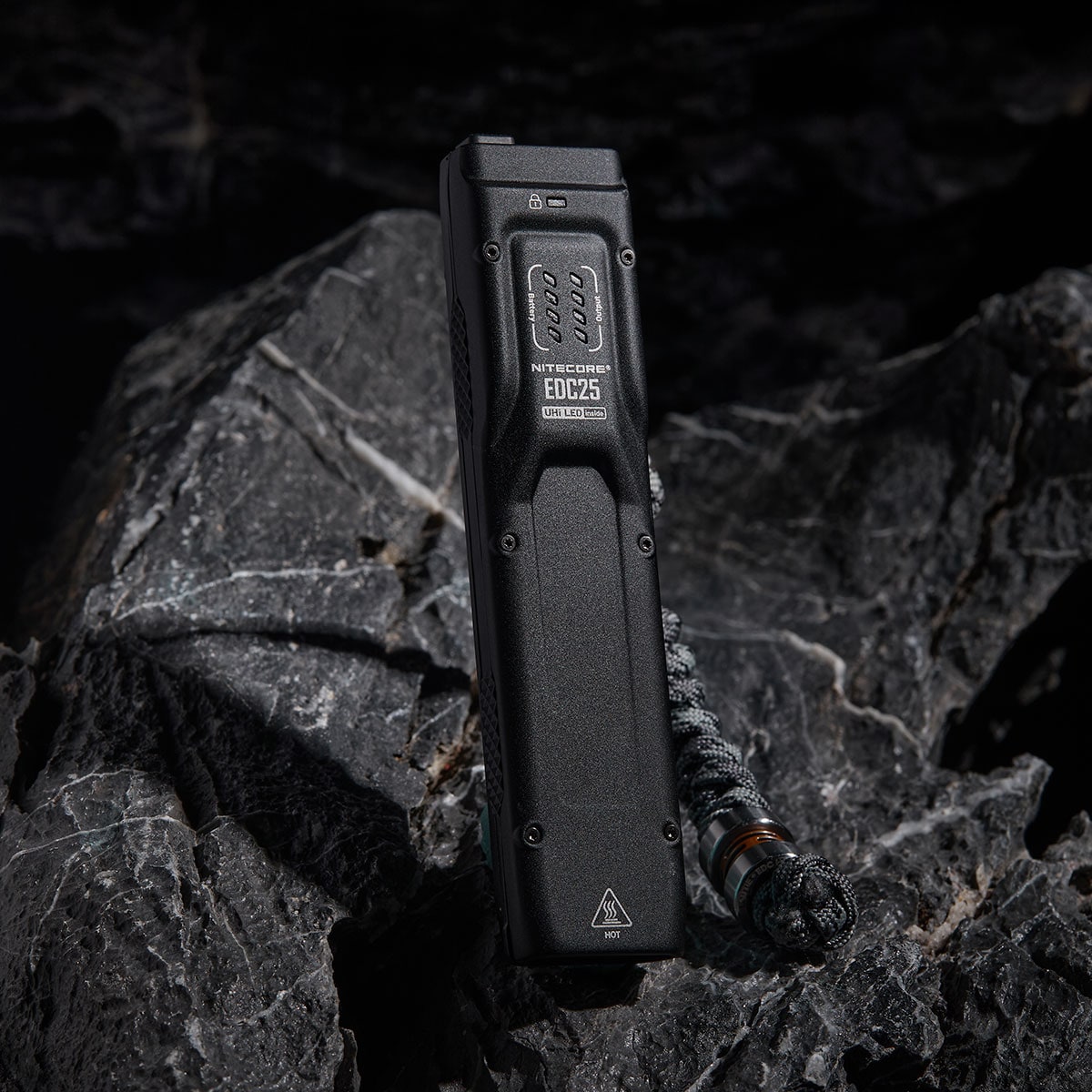 Latarka Nitecore EDC25 - 3000 lumenów