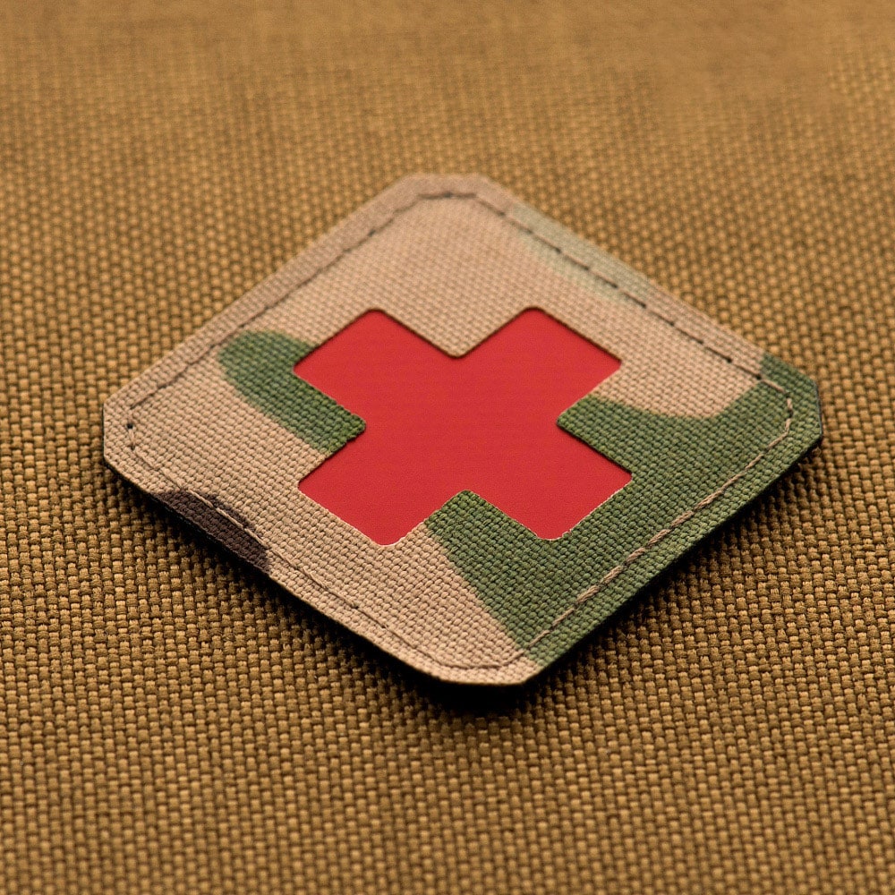 Naszywka medyczna M-Tac Medic Cross Laser Cut - Multicam/Red