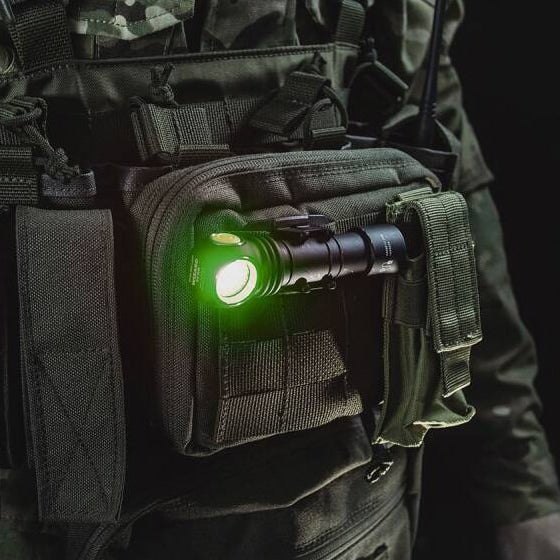 Latarka czołowa i kątowa Armytek Wizard C2 WG Magnet USB White - 1100 lumenów