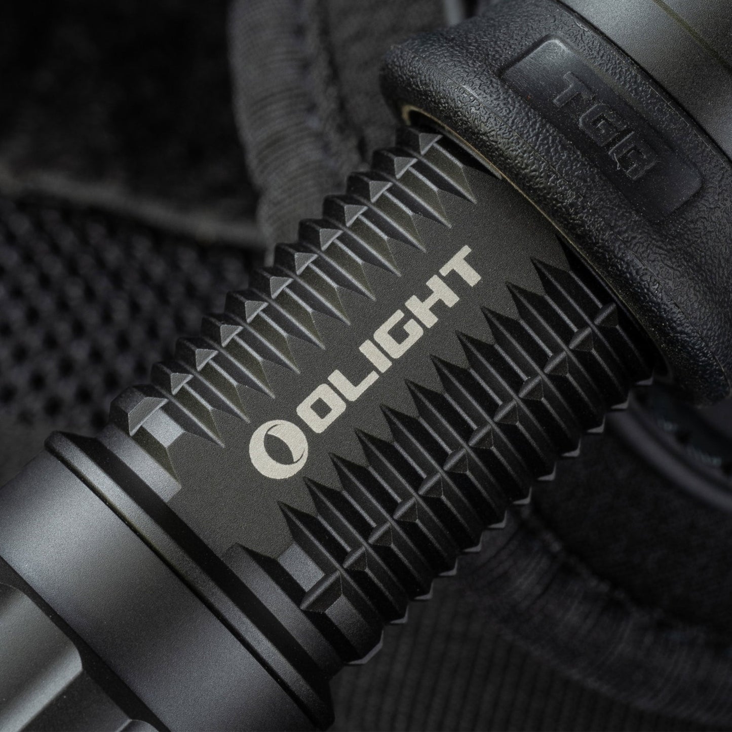 Latarka taktyczna Olight Warrior X 4 Matte Black - 2600 lumenów