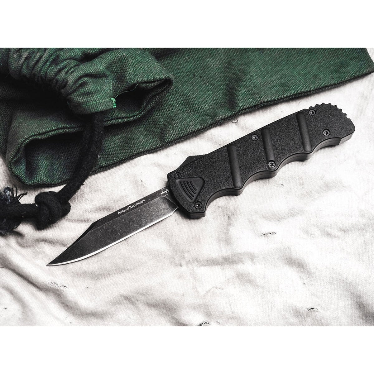 Nóż sprężynowy Boker Plus Kalasnikov OTF