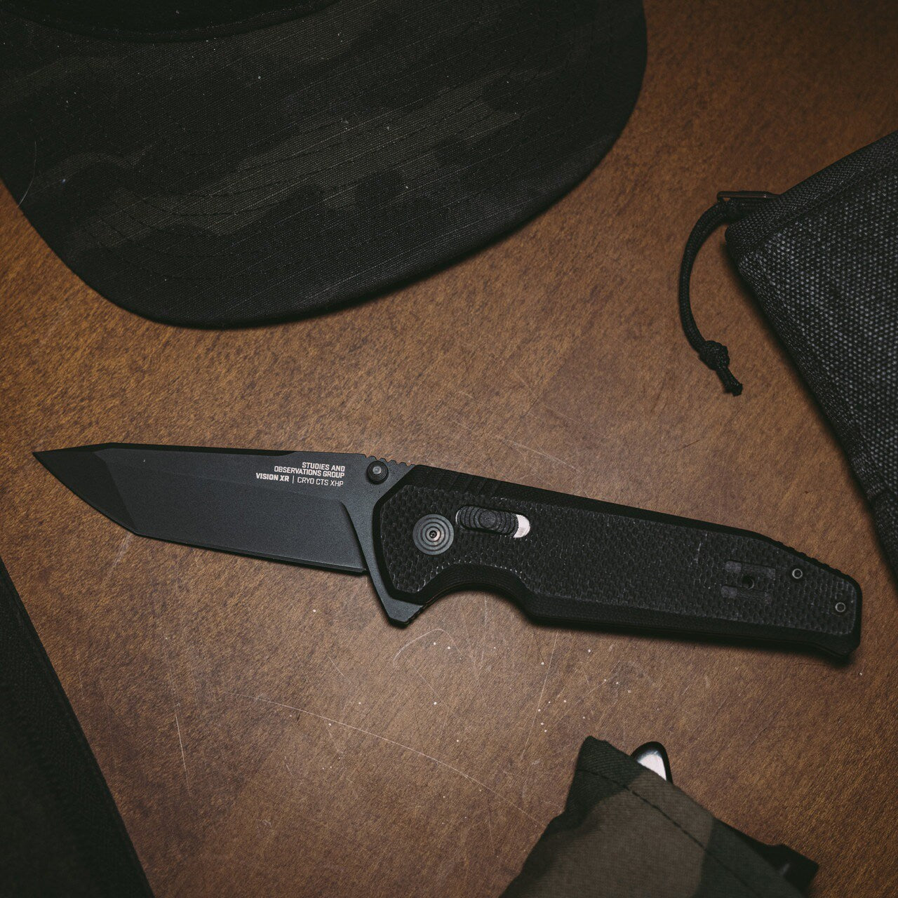 Nóż składany SOG Vision XR Straight Edge - Black