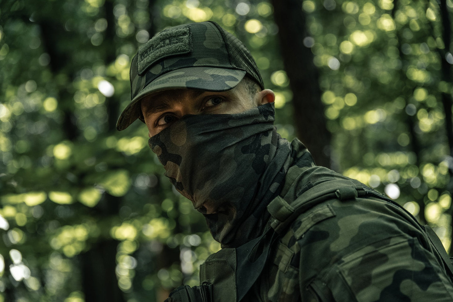 Chusta wielofunkcyjna Mil-Tec - wz.93 Pantera PL Woodland