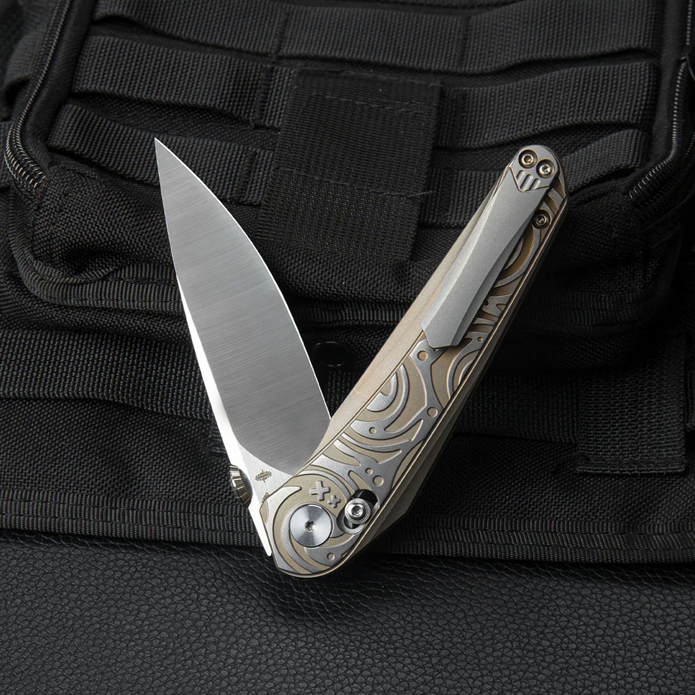 Nóż składany Bestech Knives Mothus - Satin/Light Bronze Titanium