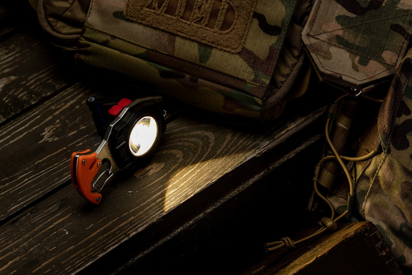 Latarka brelok XRG Flashtag Keychain Flashlight