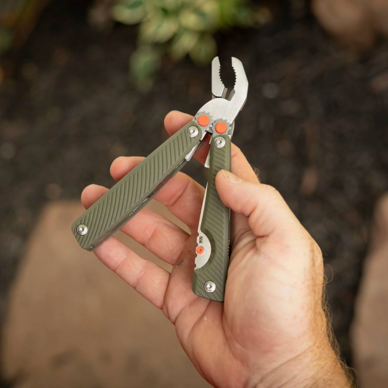 Multitool SOG Tellus MT