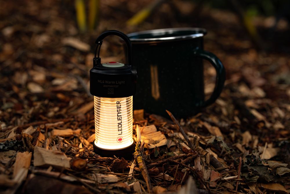 Lampa kempingowa Ledlenser ML4 Warm Light - 300 lumenów