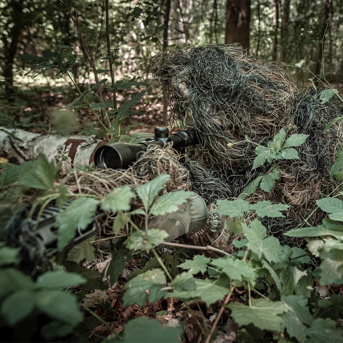 Strój maskujący MFH Ghilie Set Woodland