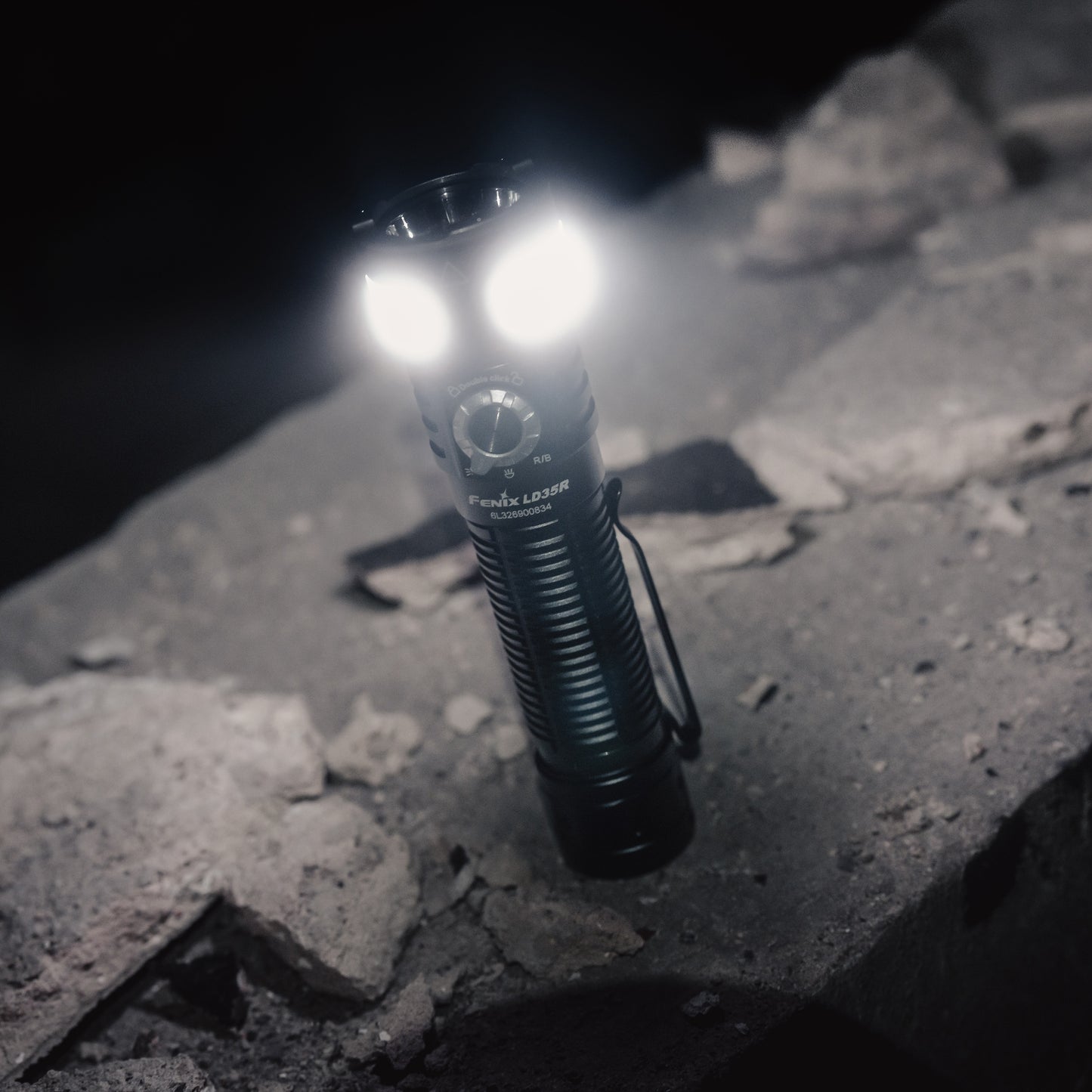 Latarka Fenix LD35R - 1800 lumenów
