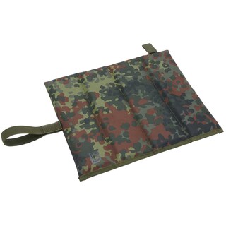 Mata składana Brandit do siedzenia - Flecktarn