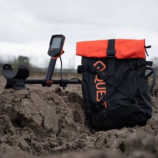 Plecak Quest z wyjściem USB 32 l - czarny