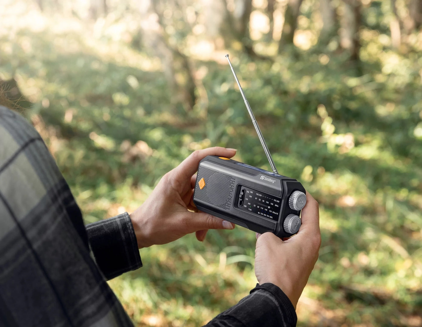 Radio alarmowe Sandberg Survivor All-in-1 2000 AM/FM