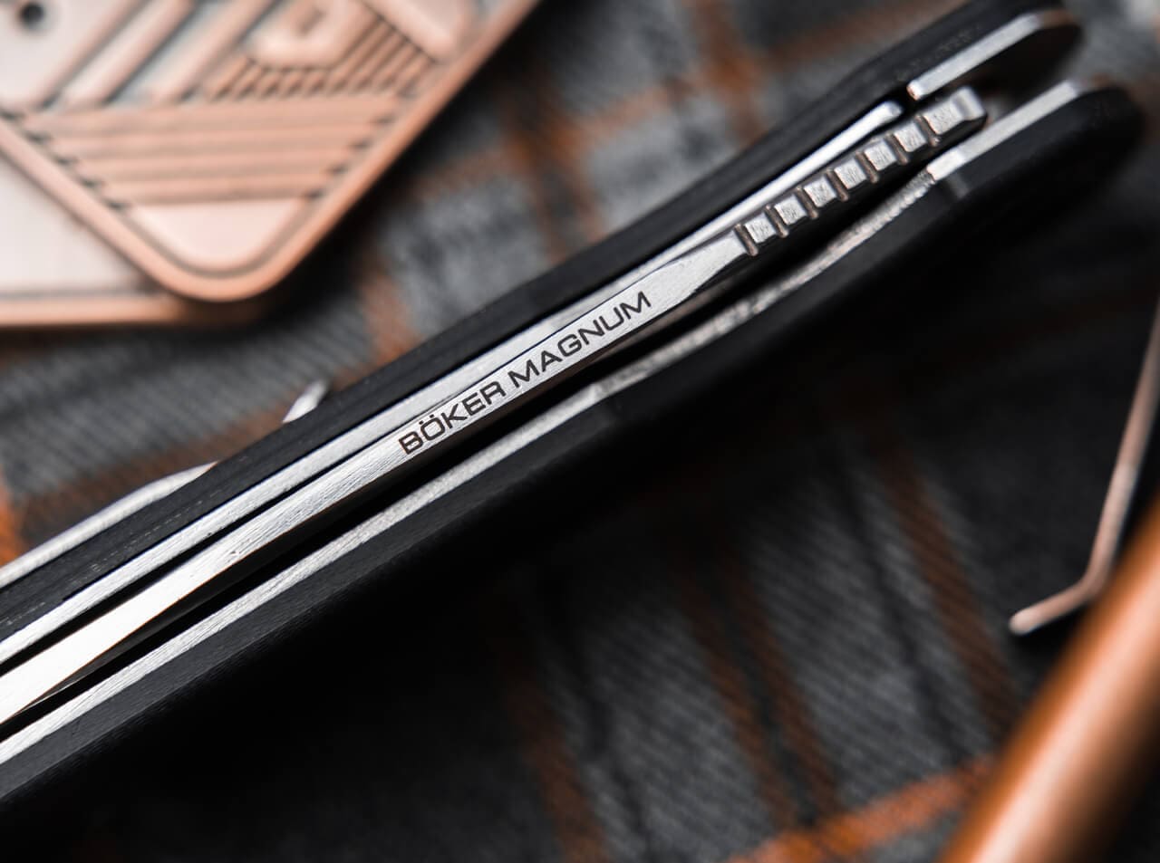 Nóż składany Boker Magnum Braddock - Black