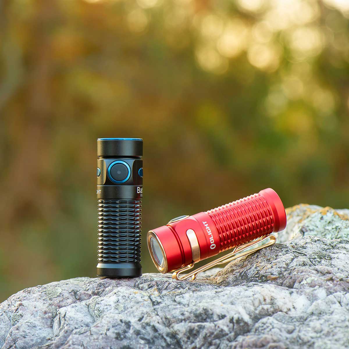 Latarka akumulatorowa Olight Baton 3 Red - 1200 lumenów